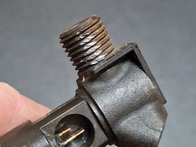 bontott MERCEDES-BENZ E-CLASS Porlasztó (1 db)