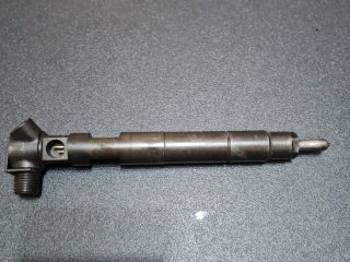 bontott MERCEDES-BENZ E-CLASS Porlasztó (1 db)