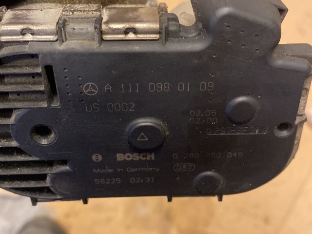 bontott MERCEDES-BENZ E-CLASS Fojtószelep (Elektromos)