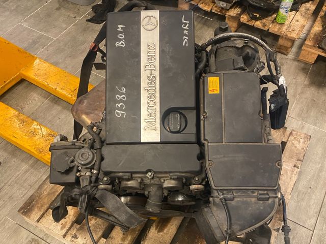 bontott MERCEDES-BENZ E-CLASS Komplett Motor (Segédberendezésekkel)