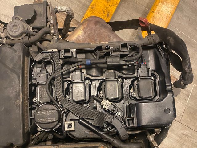 bontott MERCEDES-BENZ E-CLASS Komplett Motor (Segédberendezésekkel)