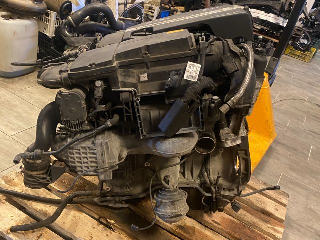 bontott MERCEDES-BENZ E-CLASS Komplett Motor (Segédberendezésekkel)