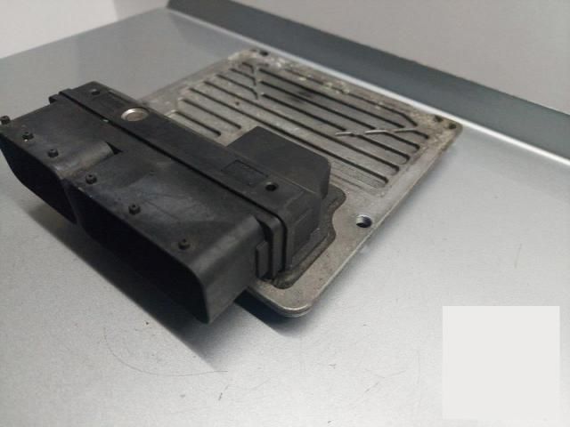 bontott MERCEDES-BENZ E-CLASS Motorvezérlő