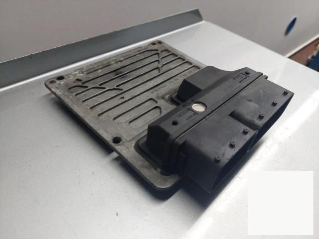 bontott MERCEDES-BENZ E-CLASS Motorvezérlő