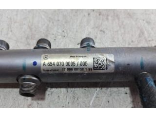 bontott MERCEDES-BENZ E-CLASS Közösnyomócső