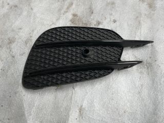 bontott MERCEDES-BENZ E-CLASS Jobb Ködlámpa Rács