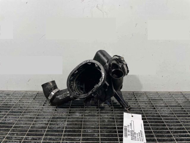 bontott MERCEDES-BENZ E-CLASS Légbeömlő Cső