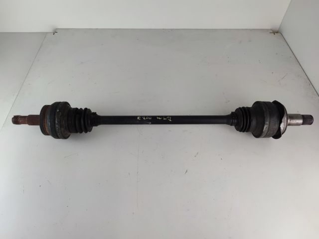 bontott MERCEDES-BENZ E-CLASS Bal hátsó Féltengely