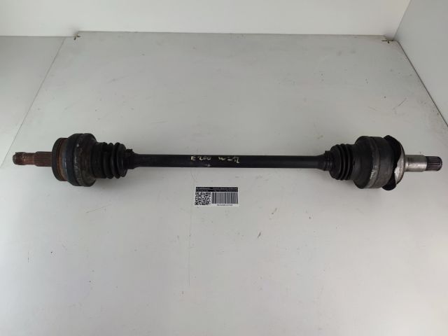 bontott MERCEDES-BENZ E-CLASS Bal hátsó Féltengely