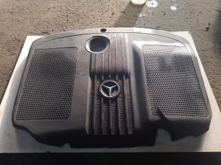 bontott MERCEDES-BENZ E-CLASS Felső Motorburkolat