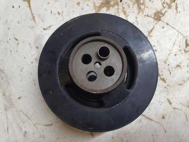 bontott MERCEDES-BENZ E-CLASS Főtengely Szíjtárcsa