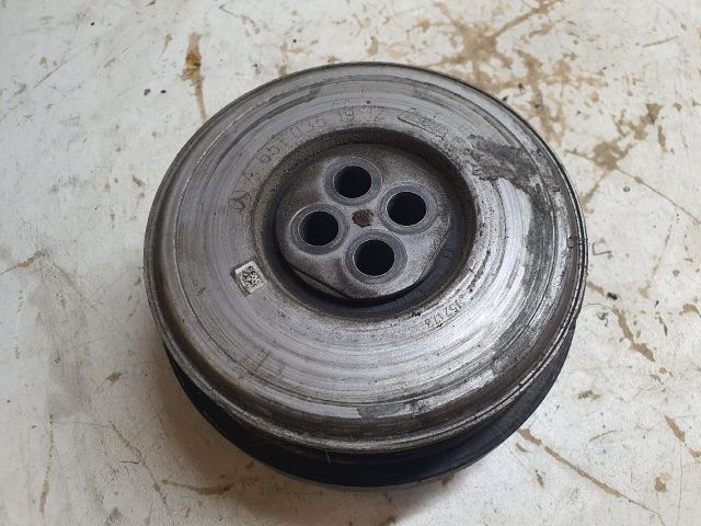 bontott MERCEDES-BENZ E-CLASS Főtengely Szíjtárcsa