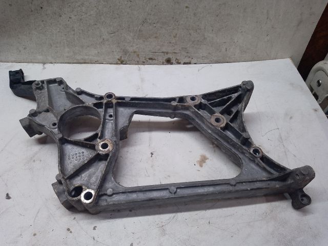 bontott MERCEDES-BENZ E-CLASS Generátor Tartó Bak