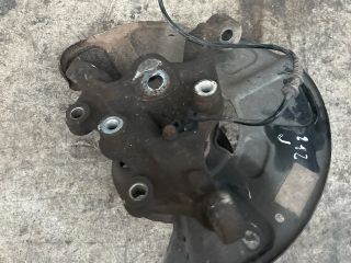 bontott MERCEDES-BENZ E-CLASS Jobb első Kerékagy