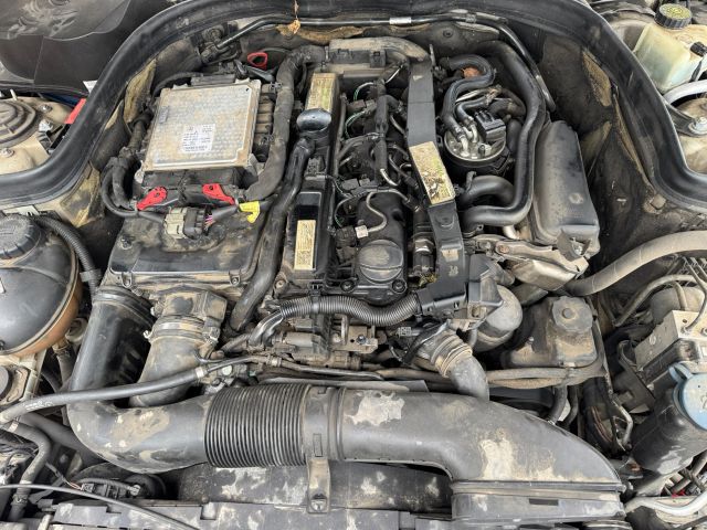 bontott MERCEDES-BENZ E-CLASS Motor (Fűzött blokk hengerfejjel)