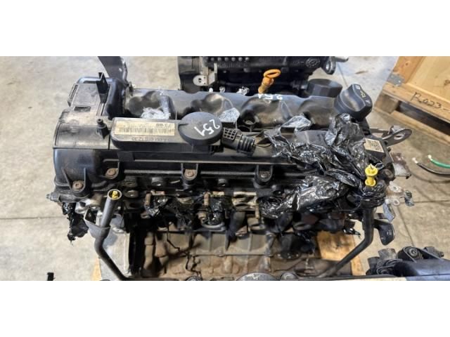 bontott MERCEDES-BENZ E-CLASS Motor (Fűzött blokk hengerfejjel)