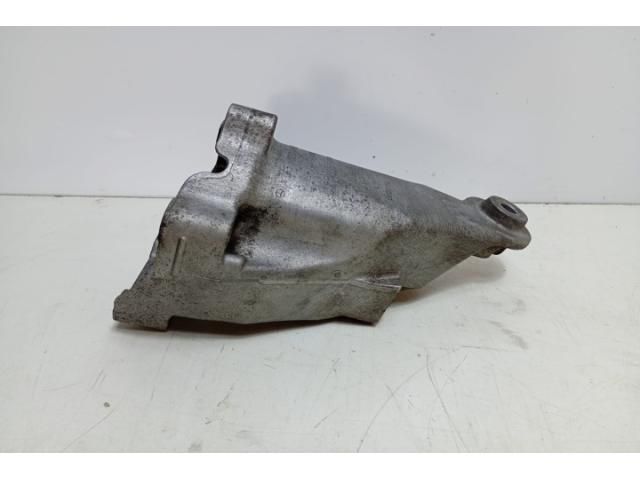 bontott MERCEDES-BENZ E-CLASS Motor Tartó Bak (Pozíciófüggetlen)