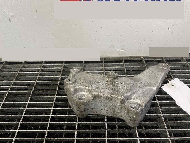 bontott MERCEDES-BENZ E-CLASS Motor Tartó Bak (Pozíciófüggetlen)