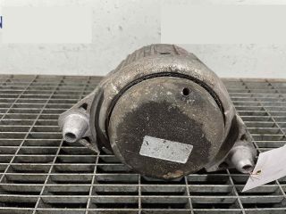 bontott MERCEDES-BENZ E-CLASS Motor Tartó Bak (Pozíciófüggetlen)