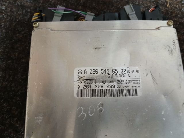 bontott MERCEDES-BENZ E-CLASS Motorvezérlő