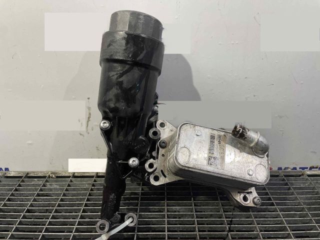 bontott MERCEDES-BENZ E-CLASS Olajszűrő Ház