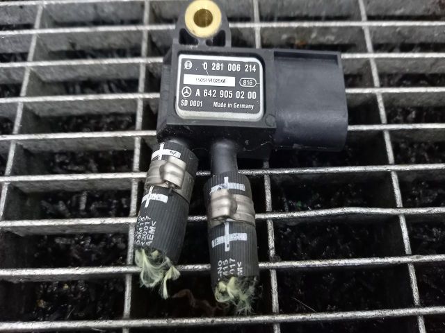 bontott MERCEDES-BENZ E-CLASS Részecskeszűrő Nyomásérzékelő