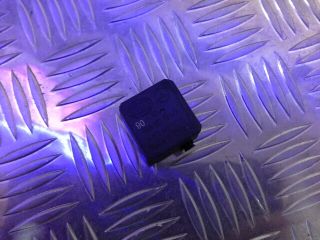 bontott MERCEDES-BENZ E-CLASS Klíma Relé