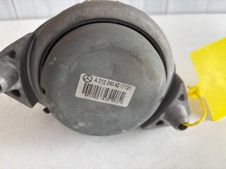 bontott MERCEDES-BENZ E-CLASS Motor Tartó Bak Bal