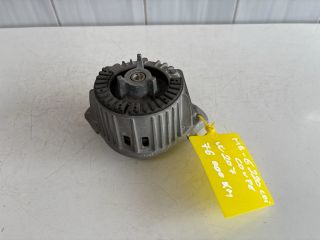 bontott MERCEDES-BENZ E-CLASS Motor Tartó Bak Bal
