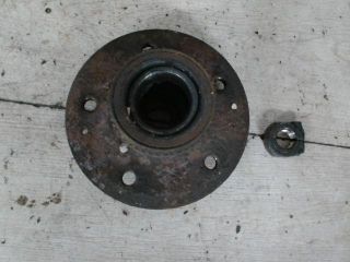 bontott MERCEDES-BENZ E-CLASS Bal első Kerékagy