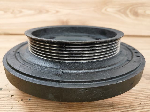 bontott MERCEDES-BENZ E-CLASS Főtengely Szíjtárcsa