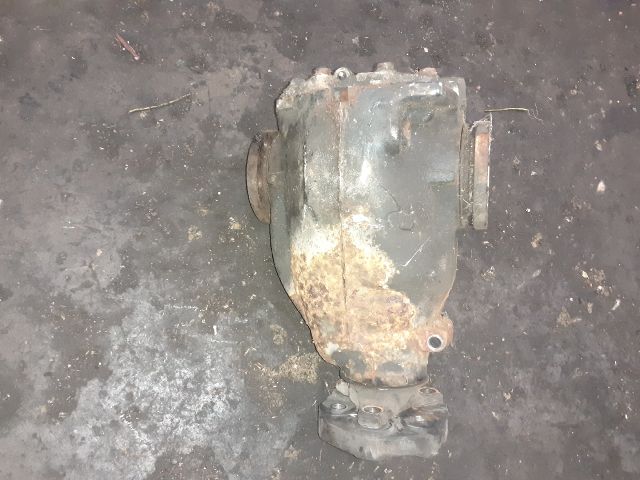 bontott MERCEDES-BENZ E-CLASS Hátsó Differenciálmű