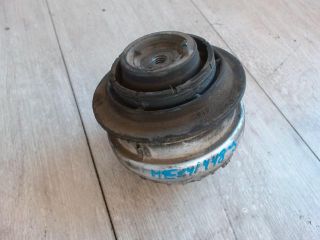 bontott MERCEDES-BENZ E-CLASS Motor Tartó Bak Jobb