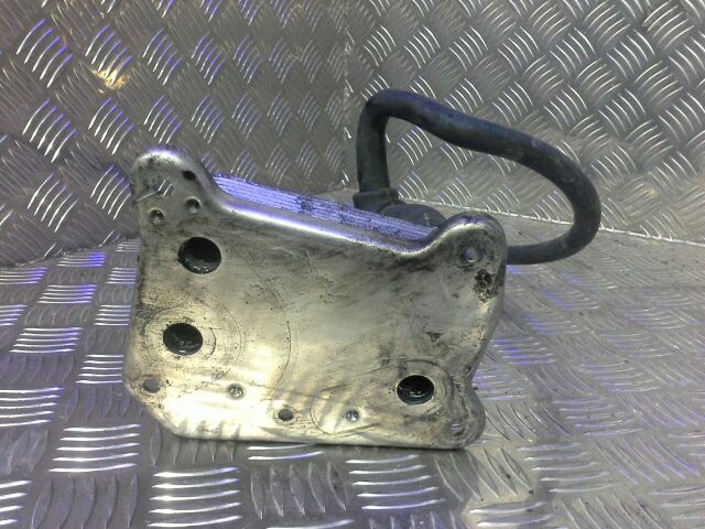 bontott MERCEDES-BENZ E-CLASS Olajhűtő