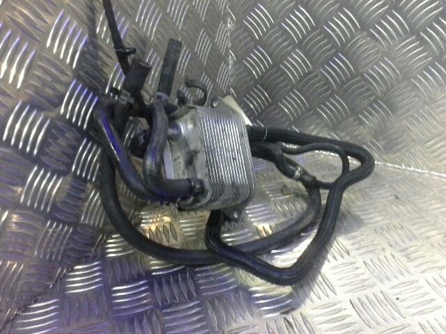 bontott MERCEDES-BENZ E-CLASS Olajhűtő