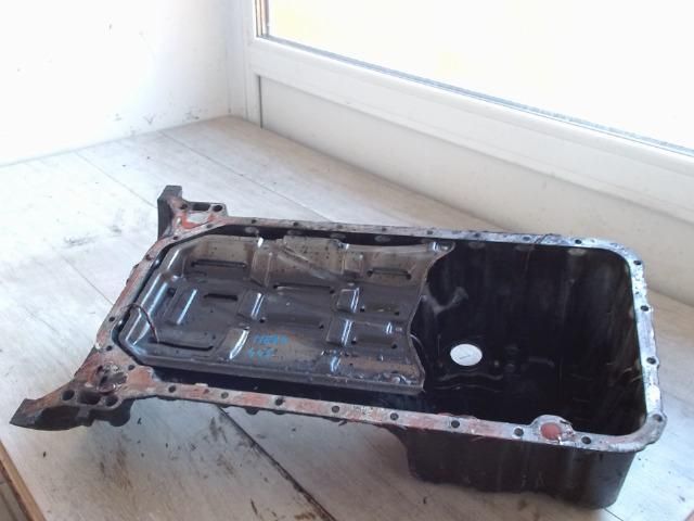 bontott MERCEDES-BENZ E-CLASS Olajteknő