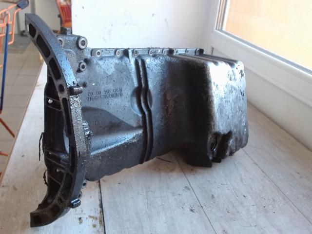 bontott MERCEDES-BENZ E-CLASS Olajteknő