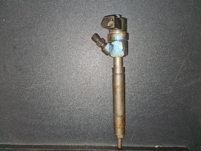 bontott MERCEDES-BENZ E-CLASS Porlasztó (1 db)