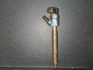 bontott MERCEDES-BENZ E-CLASS Porlasztó (1 db)