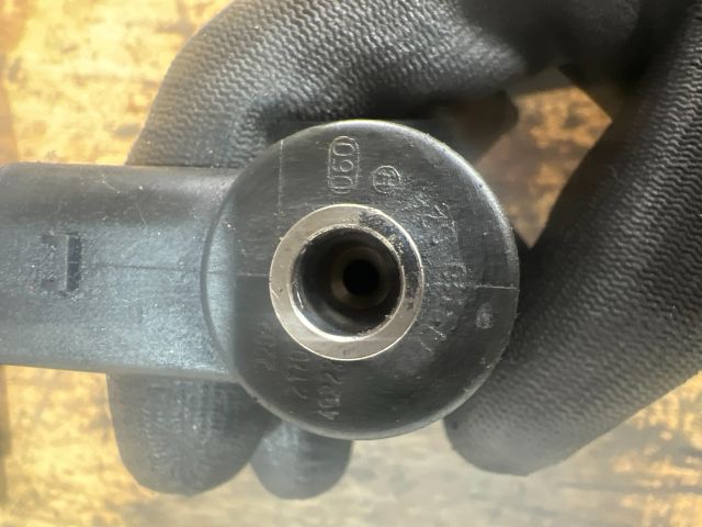 bontott MERCEDES-BENZ E-CLASS Porlasztó (1 db)