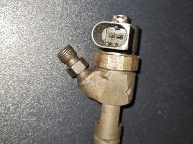 bontott MERCEDES-BENZ E-CLASS Porlasztó (1 db)