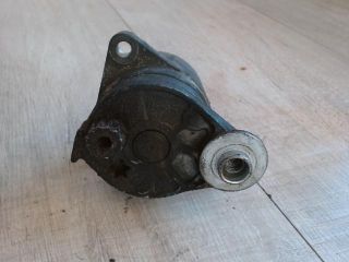 bontott MERCEDES-BENZ E-CLASS Szíjfeszítő Görgő