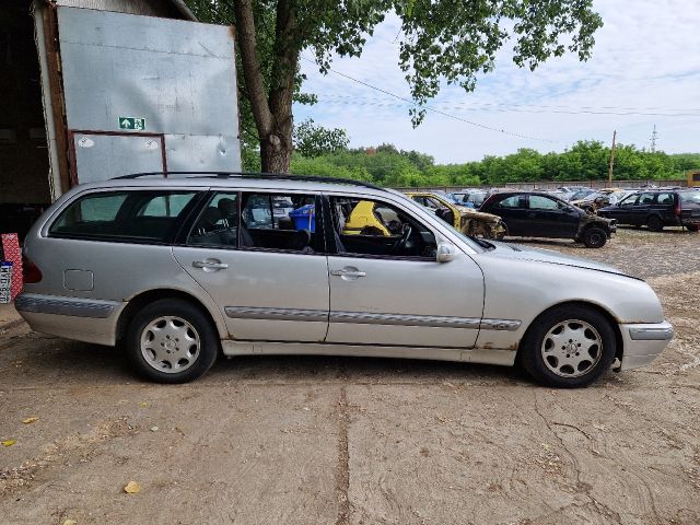 bontott MERCEDES-BENZ E-CLASS Turbócső