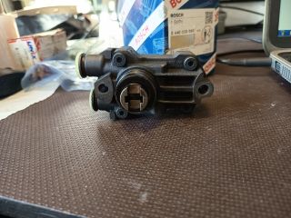 bontott MERCEDES-BENZ E-CLASS Üzemanyag Szivattyú