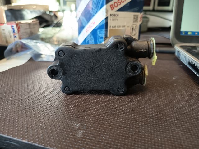 bontott MERCEDES-BENZ E-CLASS Üzemanyag Szivattyú