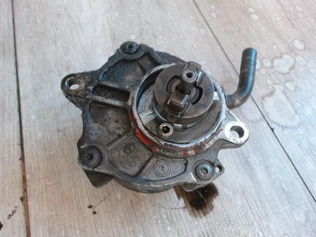 bontott MERCEDES-BENZ E-CLASS Vákumpumpa