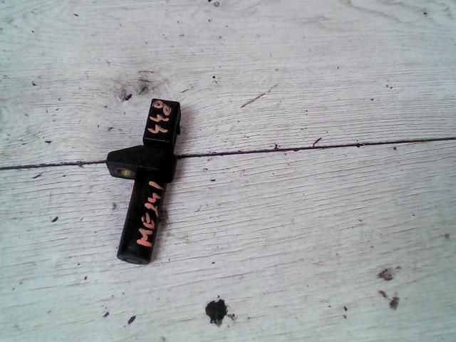 bontott MERCEDES-BENZ E-CLASS Vezérműtengely Fordulatszám Jeladó