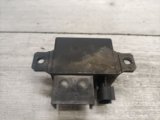 bontott MERCEDES-BENZ E-CLASS Akkumulátor Relé