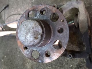 bontott MERCEDES-BENZ E-CLASS Bal első Csonkállvány Kerékaggyal