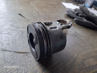 bontott MERCEDES-BENZ E-CLASS Dugattyú és Hajtókar